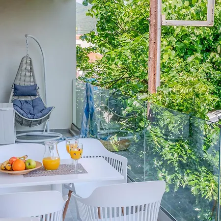 Evangelia & - A Apartamento *